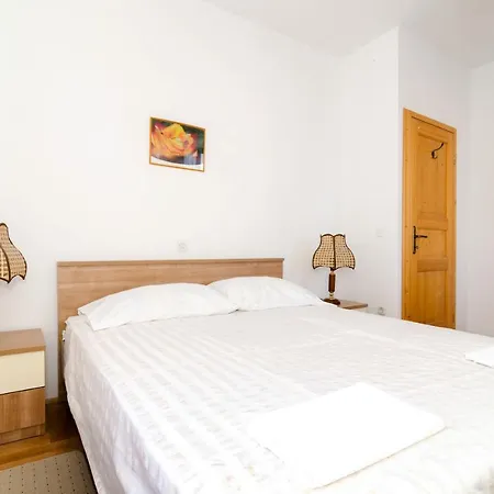 Apartman Apartments With A Parking Space Plat, Dubrovnik - 4792